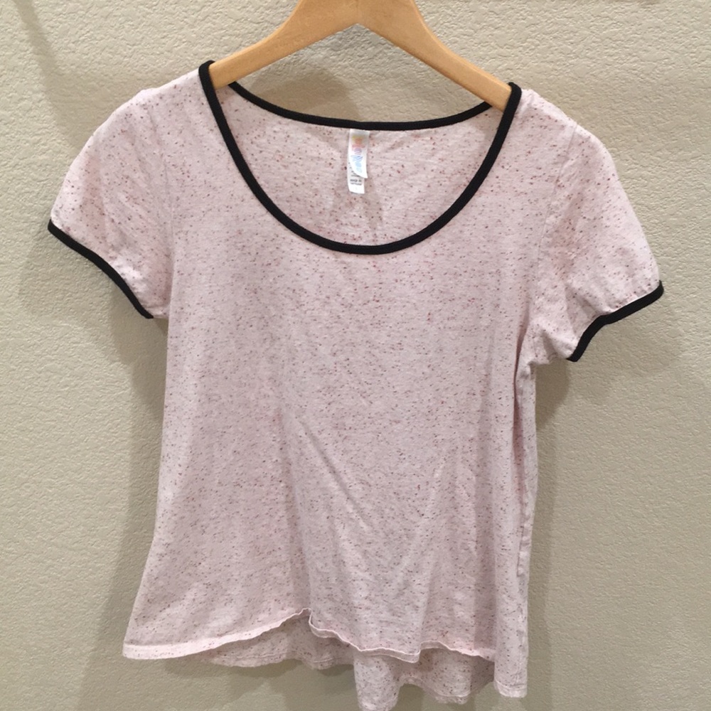 Lularoe size small classic T